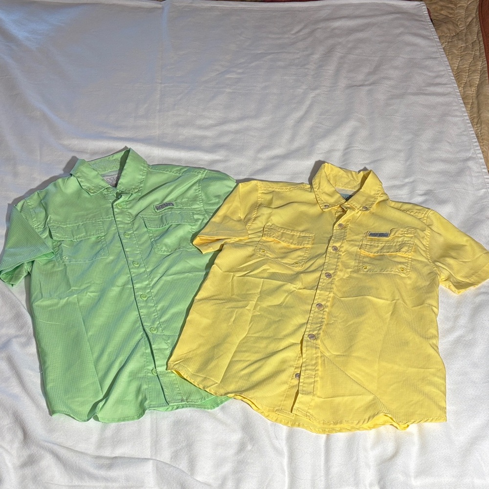 Boys Bundle of Vibrant Green and Yellow Short Sleeve Fishing Shirts Size M